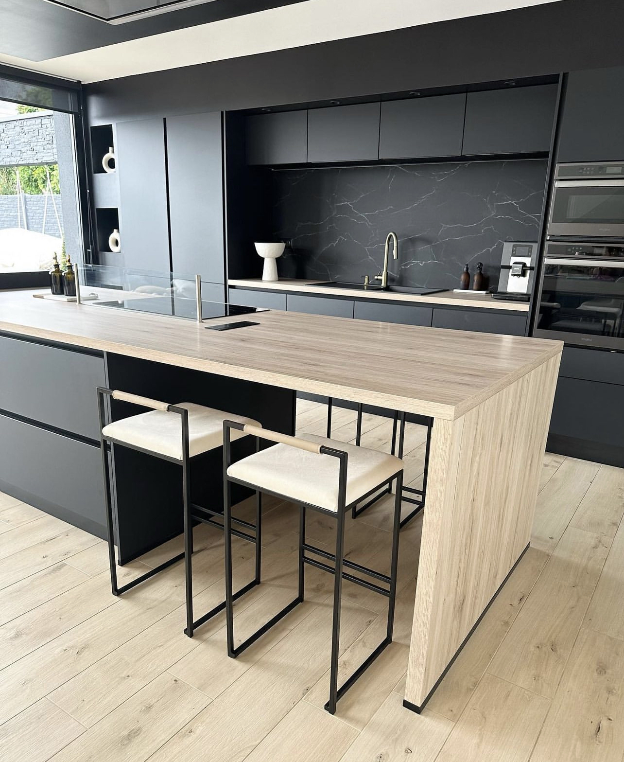 كابينت مدرن 